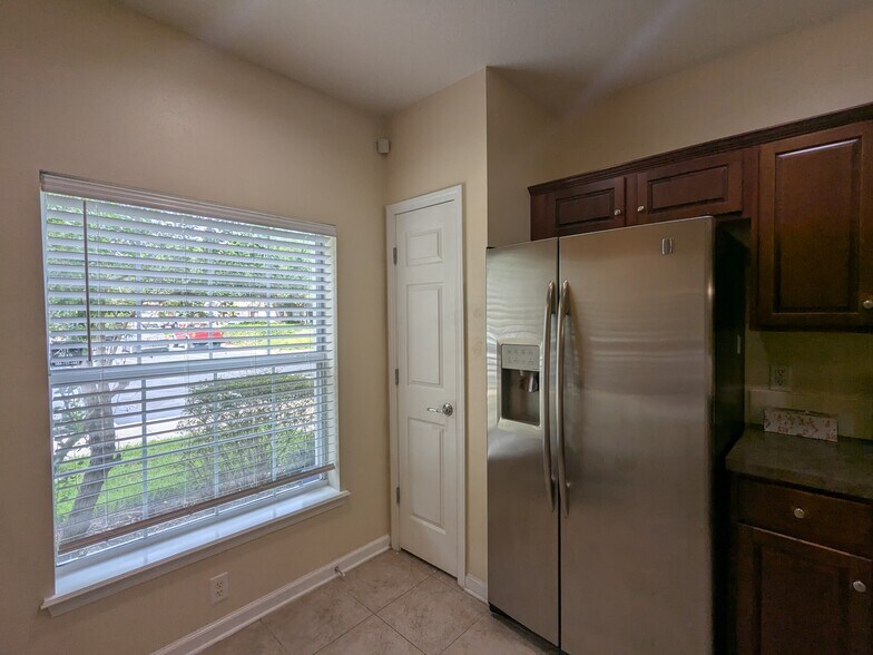 Kitchen - 8079 Summer Bay Ct