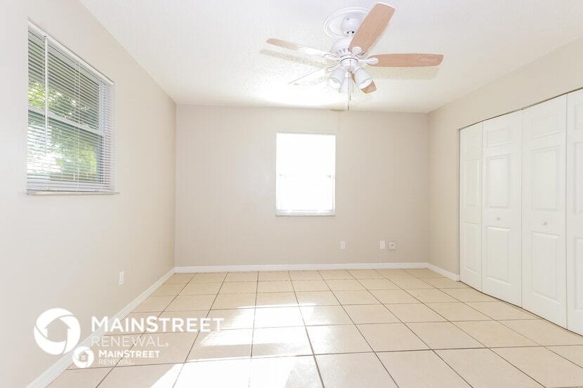 Building Photo - 6802 Santa Clara Blvd