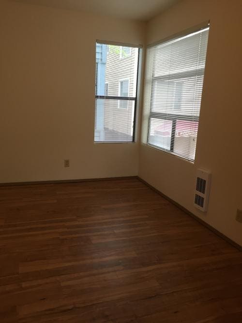 Building Photo - 1 bedroom in Seattle WA 98119