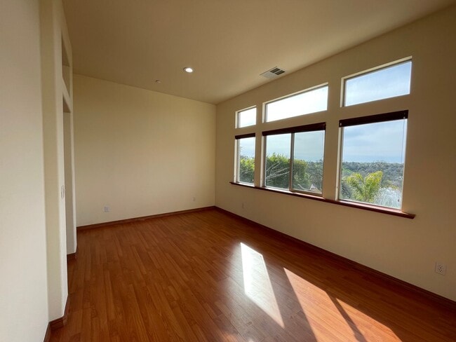 Building Photo - Where Luxury Meets the Skyline – Now Available