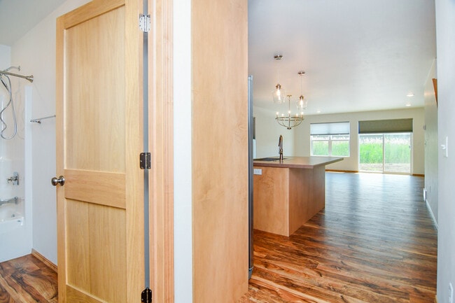 Building Photo - 4607 Trellis Dr