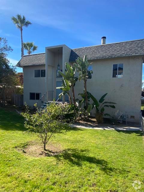 Building Photo - 627 N Rios Ave