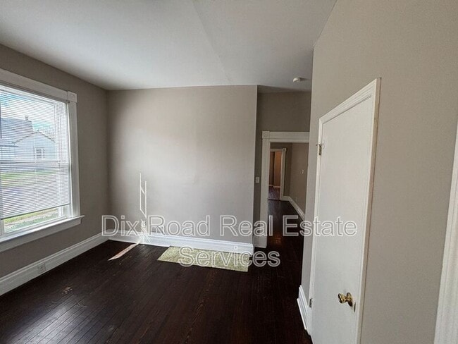 Building Photo - 333 Arlington Ave