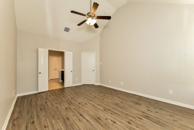 Building Photo - 8721 Running River Ln