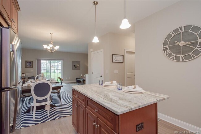 Building Photo - 24 Mill Pond Dr