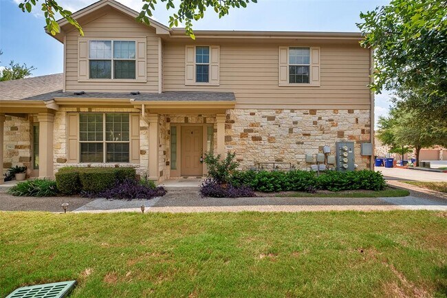 Building Photo - 3101 Davis Ln