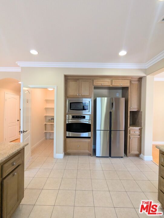 Building Photo - 1230 Wisteria Ave