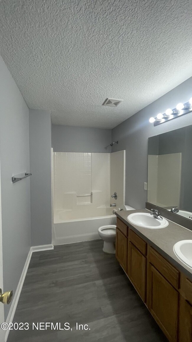 Building Photo - 2387 Brian Lakes Dr E