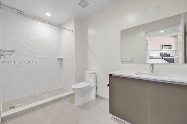 Building Photo - 3801 N Dixie Hwy