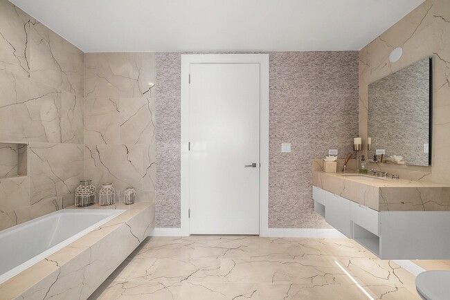 Building Photo - 3550 S Ocean Blvd