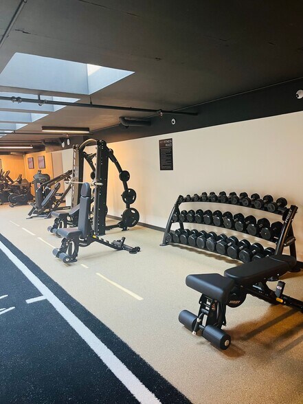 Building Photo - 112 NW 31st St