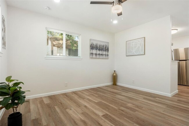 Building Photo - 4913 Hawk Cove