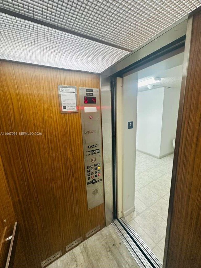 Building Photo - 22605 SW 66th Ave