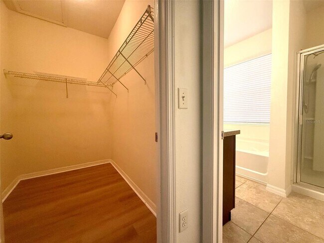 Building Photo - 1642 Buckeye Falls Way
