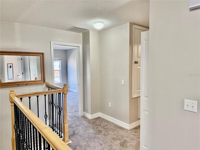 Building Photo - 2503 Aventurine St