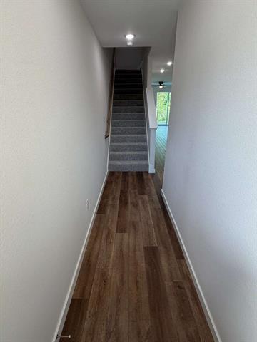 Building Photo - 573 Galt Dr
