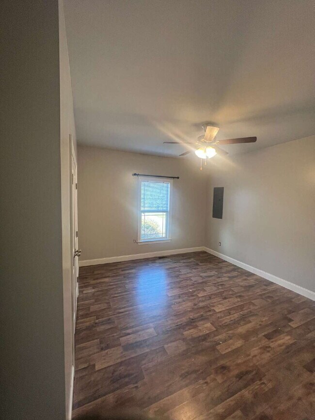 Building Photo - 90 Hickory Ridge Cir
