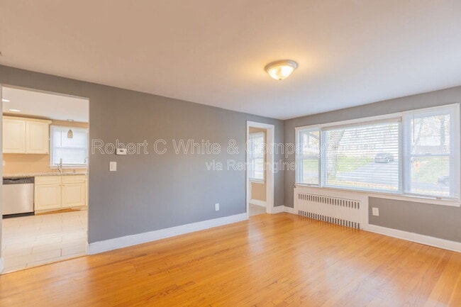 Building Photo - 99 Cheney Ln