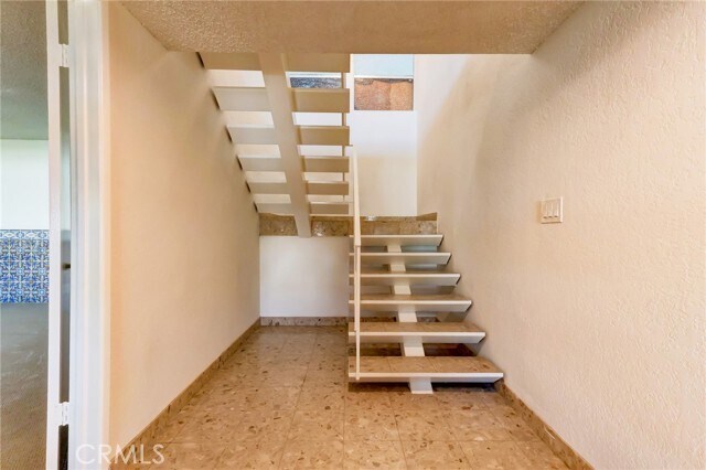 Building Photo - 30043 Grandpoint Ln