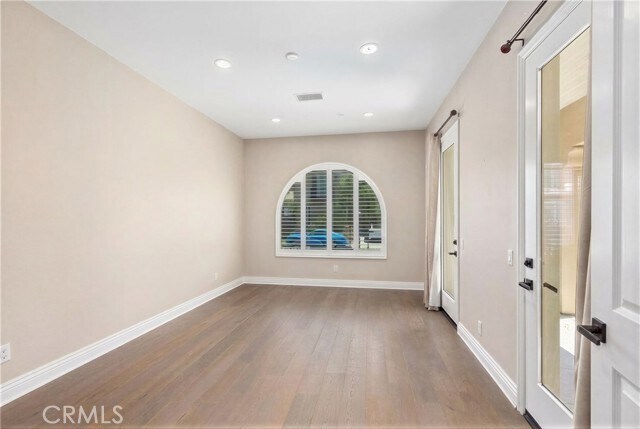 Building Photo - 57 Gainsboro