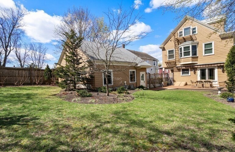 Building Photo - 52 Hillsdale Rd