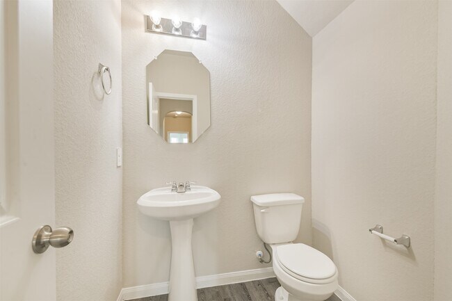 Building Photo - 2934 Lawrence Pk Ct