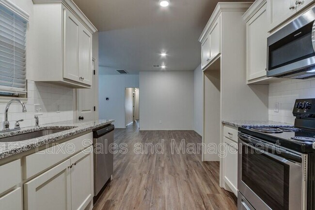 Building Photo - 437 Chalk Hill Ct