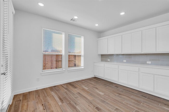 Building Photo - 27007 Golden Isle Ln