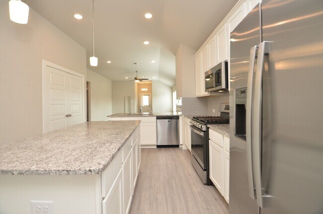 Building Photo - 8230 Blue Fish Dr