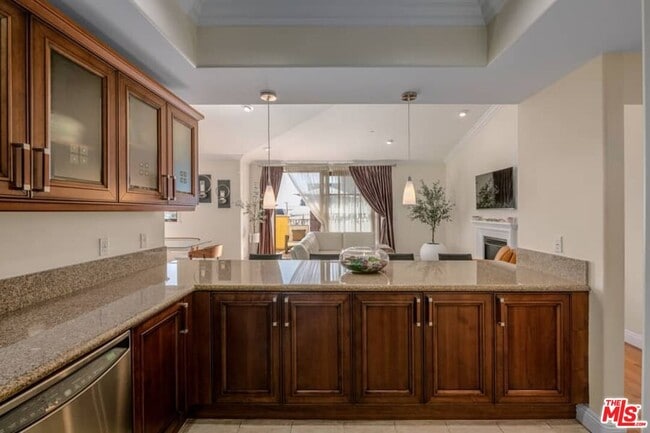 Building Photo - 10617 Eastborne Ave