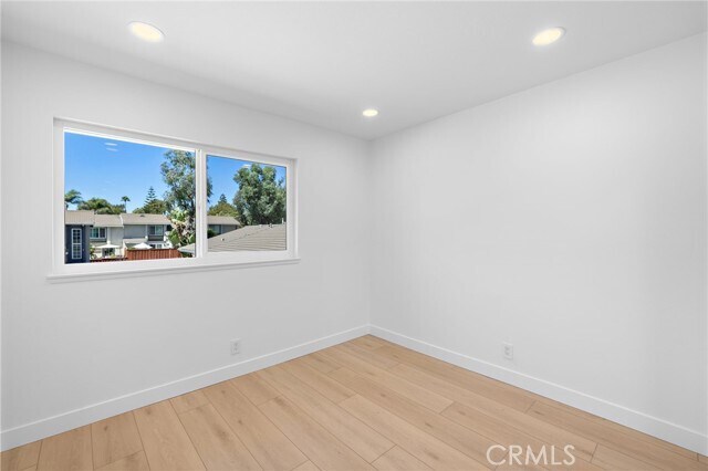 Building Photo - 3326 Calle La Veta