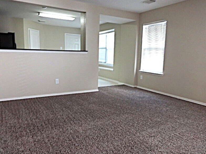 Building Photo - 9514 Narnia Springs Ct