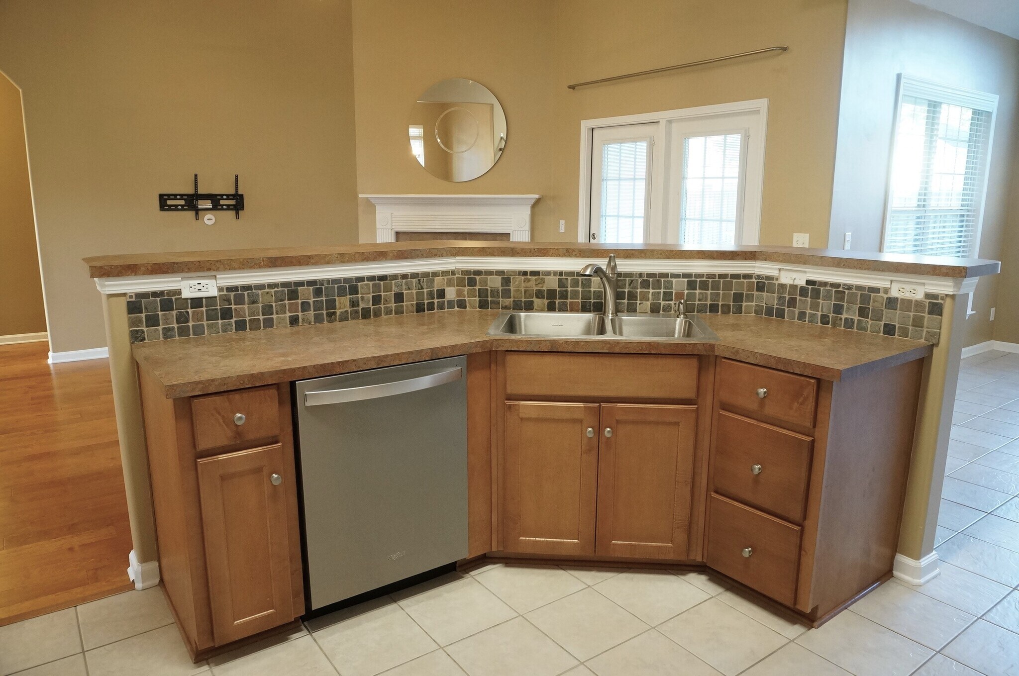 Kitchen - 123 Somersby Blvd