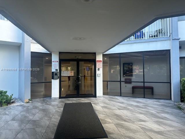 Building Photo - 1300 NE Miami Gardens Dr