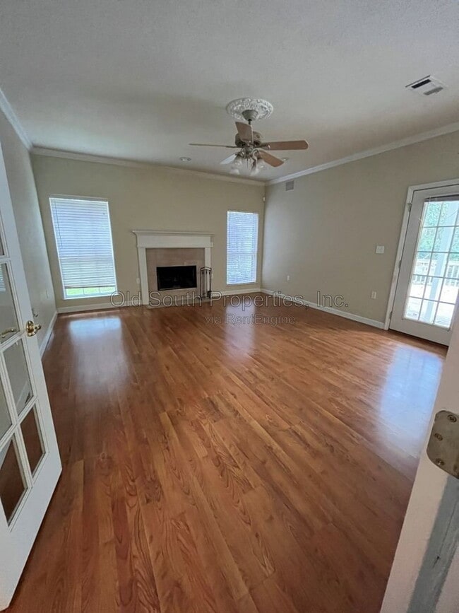 Building Photo - 754 Crooked Oak Dr