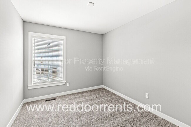 Building Photo - 7314 W County Rd 600 N