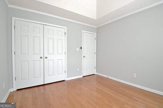 Building Photo - 170 Hidden Brook Trail