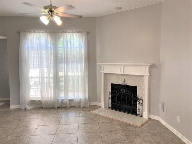 Building Photo - 21215 Branford Hills Ln