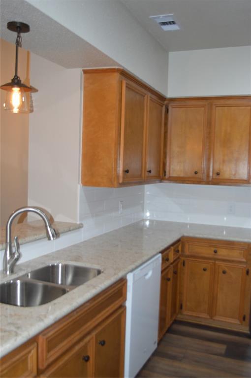 Building Photo - 111 Manor Pl