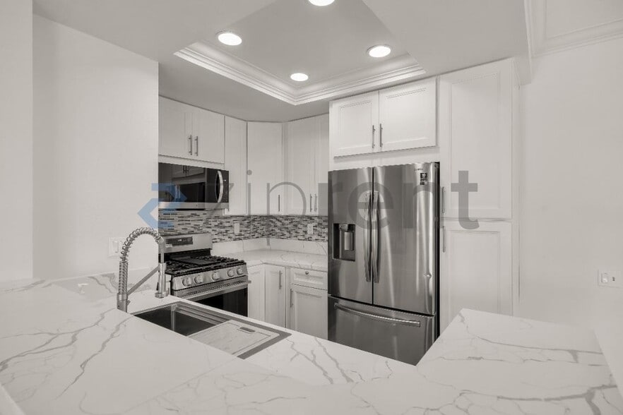 Building Photo - Unit 41