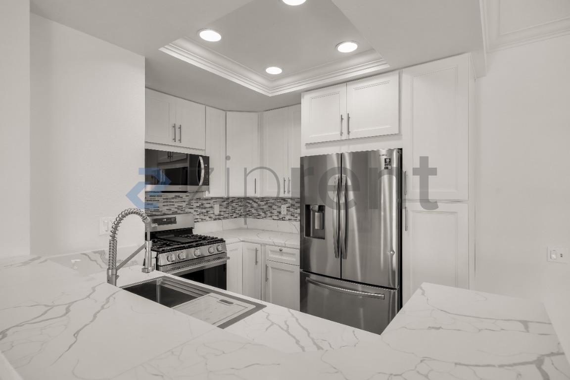 Building Photo - Unit 41