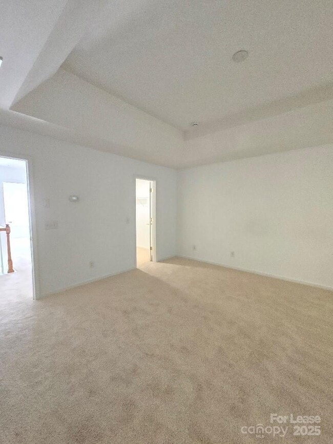 Building Photo - 4021 Fifendrum Ln