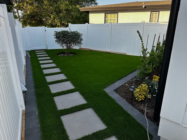 Building Photo - 2148 Rural Pl