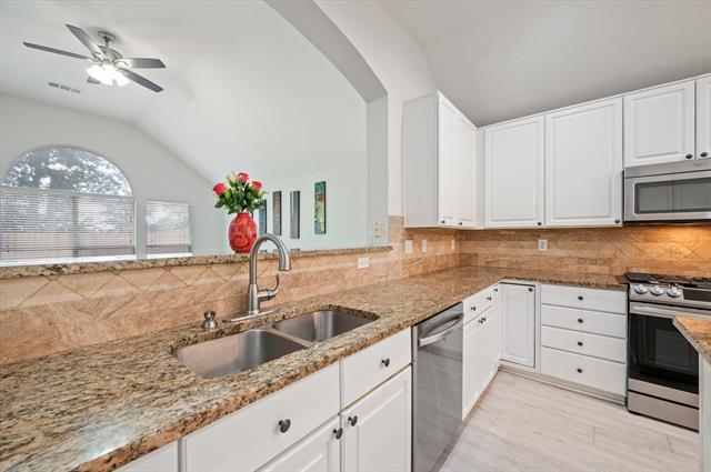 Building Photo - 3517 Arbor Creek Ln