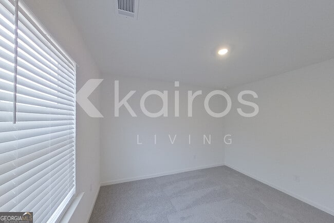 Building Photo - 212 Birch Ave