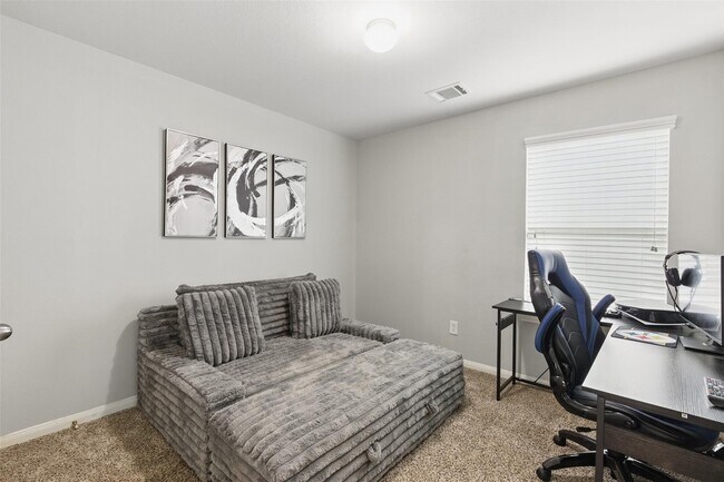 Building Photo - 12911 Italian Cypress Trail