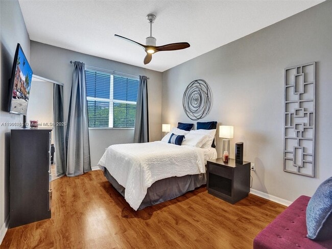 Building Photo - 5922 Siena Ln