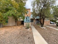 Building Photo - 3 Bedroom Townhome Available Near Albuquer...