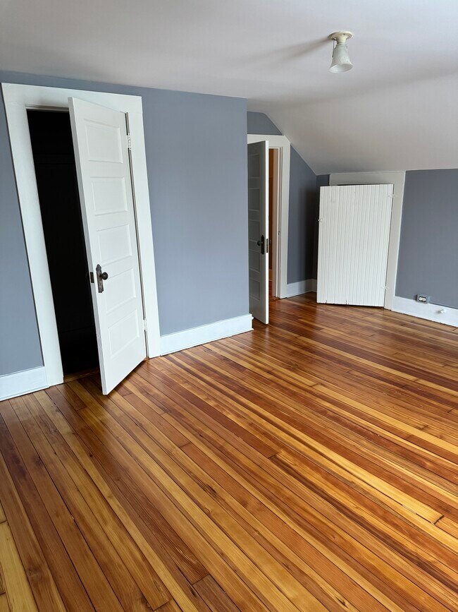 Primary Photo - 43 Garden St