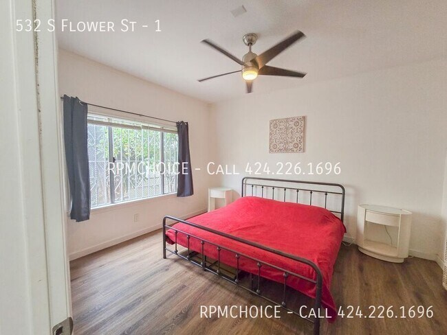 Building Photo - 532 S Flower St